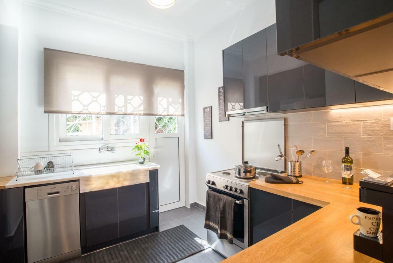 Ideally Located Flat ★ Close To Everything Apartment เอเธนส์ ภายนอก รูปภาพ